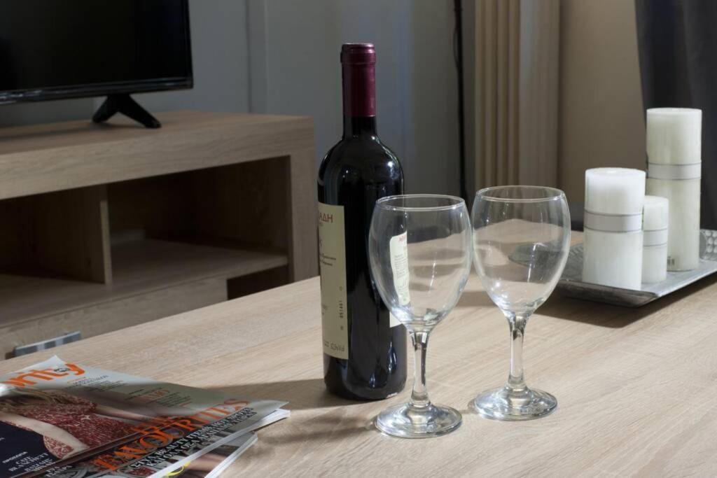 Three Bedrooms Apartment At The Center Of アテネ エクステリア 写真